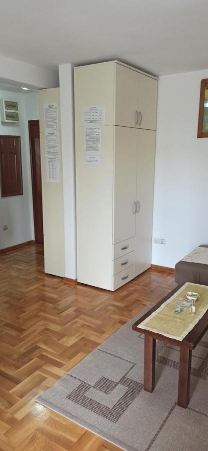 Apartment Laca Vrnjačka Banja エクステリア 写真